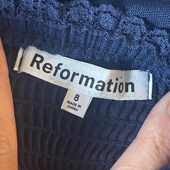 REFORMATION Evianna Puff Sleeve Linen Dress Dark Navy Lace Trim Bow Rosebud Sz 8 - Picture 7 of 9